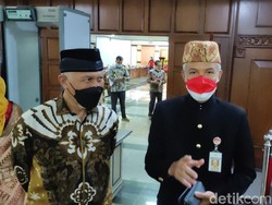 Omicron Mulai Masuk Jateng, Ganjar: Masih Terkendali