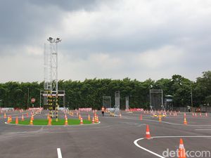 Dukung Keselamatan Berkendara, Hino Bikin Fasilitas Pelatihan Sopir Truk Dukung Keselamatan Berkendara, Hino Bikin Fasilitas Pelatihan Sopir Truk