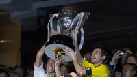 Kalau yang ini adalah momen Real Madrid-nya Mourinho juara LaLiga 2012. Foto: AFP/JAIME REINA