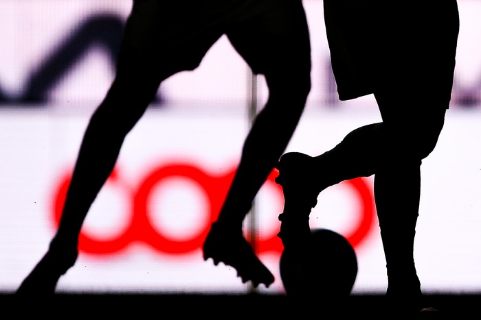 GENOA, ITALY - OCTOBER 22: Players of Sampdoria are seen in silhouettes during the warming up session before the Serie A match between UC Sampdoria and Spezia Calcio at Stadio Luigi Ferraris on October 22, 2021 in Genoa, Italy. (Photo by Getty Images)