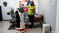 Berkenalan dengan Kittybot, Robot Kucing Pelayan Kafe di Pasar Baru