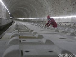 Kemenhub Janji Biaya Proyek Kereta Cepat JKT-BDG Nggak Bengkak Lagi