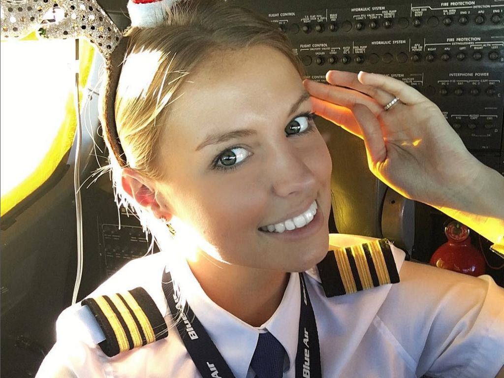 10 Potret Kim De Klop, Pilot Cantik yang Dobrak Standar Industri Penerbangan