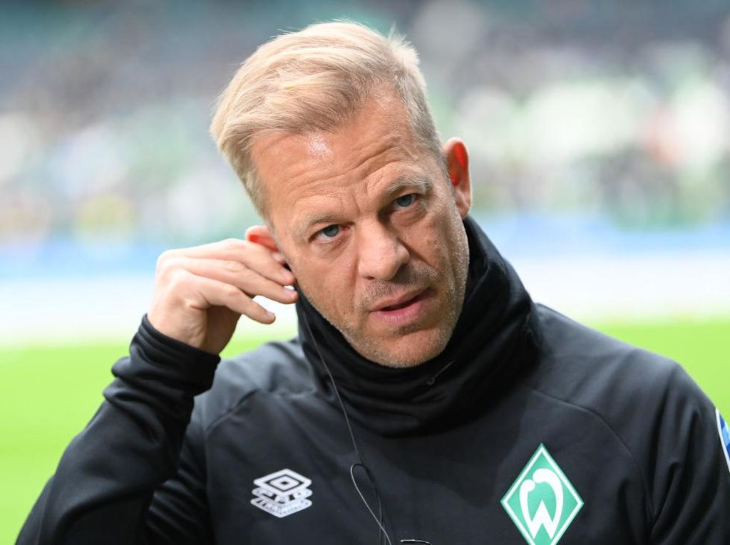 Status Palsu Pelatih Bola Jerman, Ngaku Sudah Divaksin eh Ternyata... Status Palsu Pelatih Bola Jerman, Ngaku Sudah Divaksin eh Ternyata...