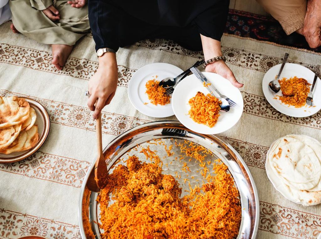 Netizen Bagikan Alasan Mengapa Mereka Pelit Berbagi Makanan ke Saudara Netizen Bagikan Alasan Mengapa Mereka Pelit Berbagi Makanan ke Saudara