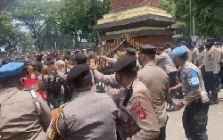 DPRD Jabar Minta Izin GMBI Dikaji Ulang Usai Ricuh di Polda