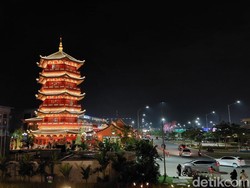 Bukan China, Ini Nuansa Imlek di Pantjoran PIK