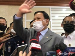 Tawa Prabowo Pecah Ditanya soal Pilpres