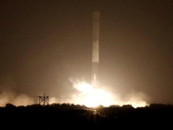 Roket SpaceX Akan Tabrak Bulan Usai 7 Tahun Berada di Ruang Angkasa!