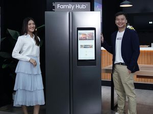 Samsung Kenalkan Family Hub, Kulkas Canggih dengan Layar Pintar