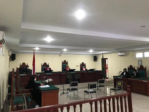Eks Manajer Kimia Farma Divonis 10 Tahun Bui atas Kasus Tes Antigen Bekas Eks Manajer Kimia Farma Divonis 10 Tahun Bui atas Kasus Tes Antigen Bekas