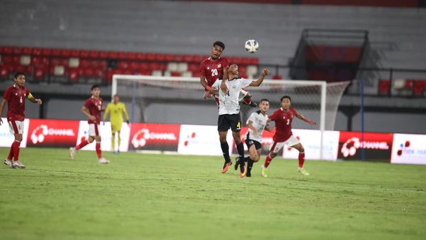 Timnas Indonesia vs Timor Leste pada laga uji coba internasional di Stadion I Wayan Dipta, Gianyar, Bali, Kamis (27/1). (FOTO/Arsip PSSI)