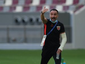 Baru Jadi Kandidat, Pelatih Ini Sudah Dicerca Fans Everton