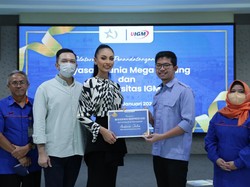 Dukungan Ivan Gunawan Untuk Andina Julie yang Dapat Beasiswa Hingga S2