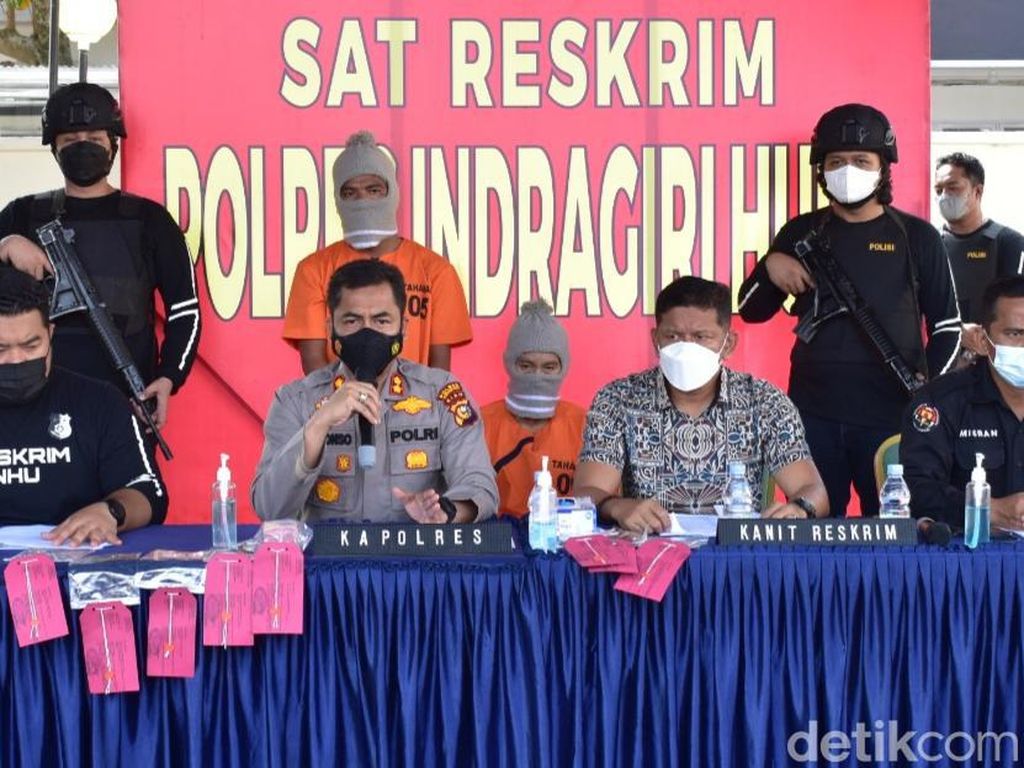 Dor! Polisi Tembak 2 Bandit Pecah Kaca Gasak Rp 303 Juta di Riau