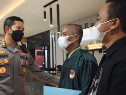 Eks Guru Pembakar SMPN 1 Cikelet Dibebaskan Polisi