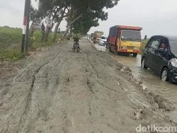 Jalan Angon Bebek di Lamongan Diuruk, Nggak Tambah Bagus Justru Makin Parah
