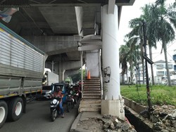 JPO Dinilai Lebih Cocok di Tipar Cakung Dibandingkan Pelican Crossing