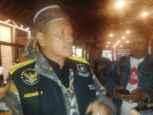 Jabar Hari Ini: Ketum GMBI Tersangka-Heboh Bocah Pemakan Kertas Jabar Hari Ini: Ketum GMBI Tersangka-Heboh Bocah Pemakan Kertas
