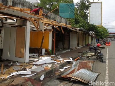 Perkuat Malioboro, Jalan Mataram Jogja Dibersihkan dari PKL