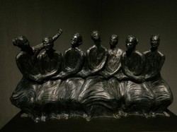 Dolorosa Sinaga Angkat Isu Perempuan Etnis China Teraniaya dalam Patung