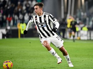 Buffon ke Juventus: Gak Mau Lihat Duet Dybala-Vlahovic? Buffon ke Juventus: Gak Mau Lihat Duet Dybala-Vlahovic?