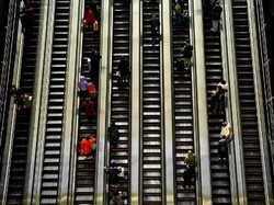 China Pertaruhkan Ekonominya Demi Bantu Rusia Lawan AS-Eropa?