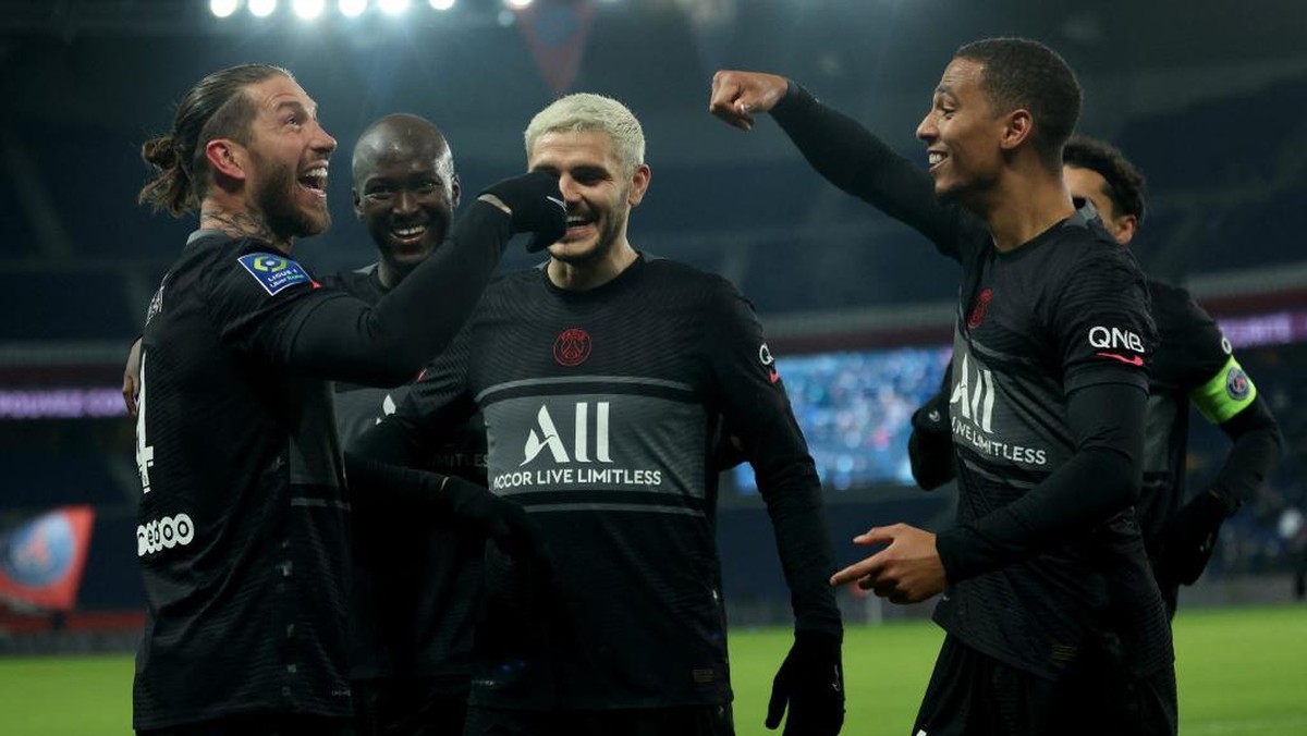Sergio Ramos menyebut PSG adalah team to beat di setiap kompetisi. (Foto: AFP/THOMAS SAMSON)
