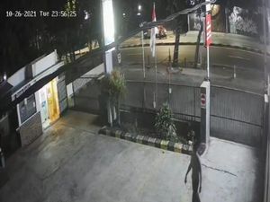 Viral Korban Jambret Playing Victim, Warga Setempat Sebut Sering Ada Begal Viral Korban Jambret Playing Victim, Warga Setempat Sebut Sering Ada Begal