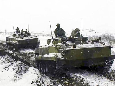 Makin Panas! Rusia Gelar Latihan Militer Besar-besaran di Dekat Ukraina