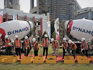 SBI Bangun Pelabuhan Terminal Khusus di Tuban