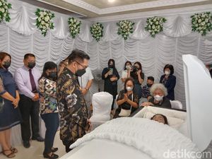 Potret Pilu Mahasiswi Asal Sulut Meninggal Misterius di Kanada Potret Pilu Mahasiswi Asal Sulut Meninggal Misterius di Kanada