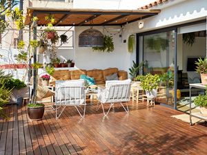 5 Ide Rooftop Keren buat Nyantai dan Seru-seruan di Rumah 5 Ide Rooftop Keren buat Nyantai dan Seru-seruan di Rumah