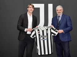 Resmi Gabung ke Juventus, Dusan Vlahovic: Luar Biasa!