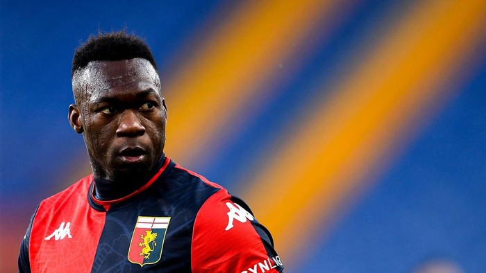 GENOA, ITALY - JANUARY 22: Felipe Caicedo of Genoa looks on during the Serie A match between Genoa CFC and Udinese Calcio at Stadio Luigi Ferraris on January 22, 2022 in Genoa, Italy. (Photo by Getty Images)
