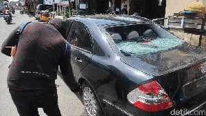 Foto-foto Mercy Viral yang Ringsek Usai Diamuk Massa di Bantul