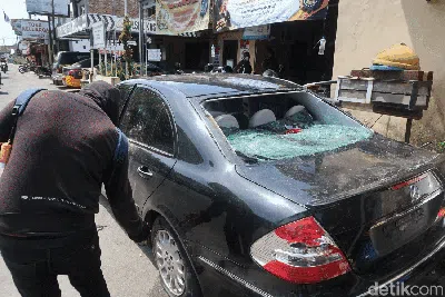Foto-foto Mercy Viral yang Ringsek Usai Diamuk Massa di Bantul