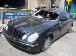 Mercy Dirusak di Bantul, Sempat Serempet Motor dan Diteriaki Maling