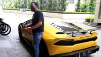 Gokil! Branding Lampu Pakai Lamborghini