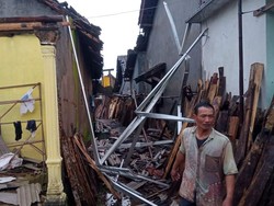 Hujan Disertai Angin Kencang, Puluhan Rumah-Fasum di Malang Rusak