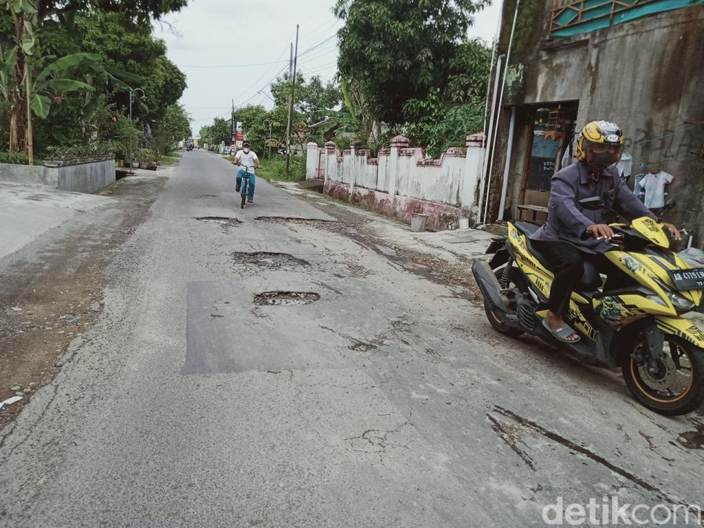 Jalan Rusak di Klaten Dianggarkan Rp 109 Miliar, Begini Kondisinya