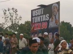Viral Warga Jaga Baliho HRS Tuntut Usut Tragedi KM 50, Diduga di Pamekasan