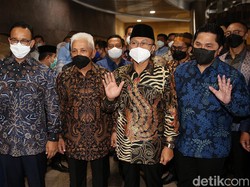 Momen Mesra Zulhas Gandeng Erick Thohir, Anies hingga RK