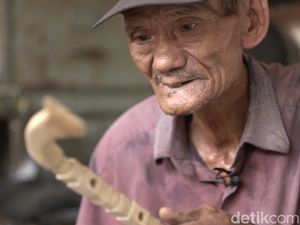 Nasib Goyong, Pemulung Pelestari Gambang Kromong Nasib Goyong, Pemulung Pelestari Gambang Kromong