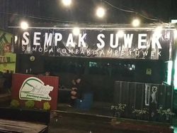 Nongkrong di Sempak Suwek Pacitan Yuk, Angkringan Bikin Kompak Sampai Tuwek