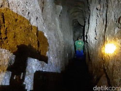 Perjuangan Bertaruh Nyawa Penjaga Terowongan Air Lereng Gunung Slamet