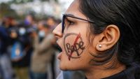 Geramnya Warga Usai Wanita Diperkosa-Diarak di Jalanan India