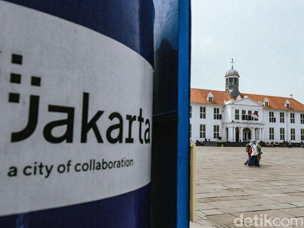 Jelang Imlek, Begini Suasana di Kota Tua Jakarta