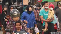 Omicron Ngegas di RI, Masih Ada Warga Tak Bermasker di Sumedang