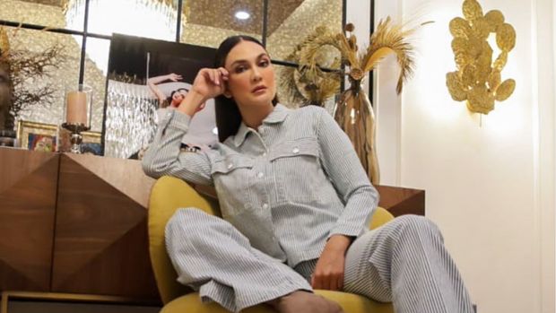 Sophia Latjuba dan Luna Maya
